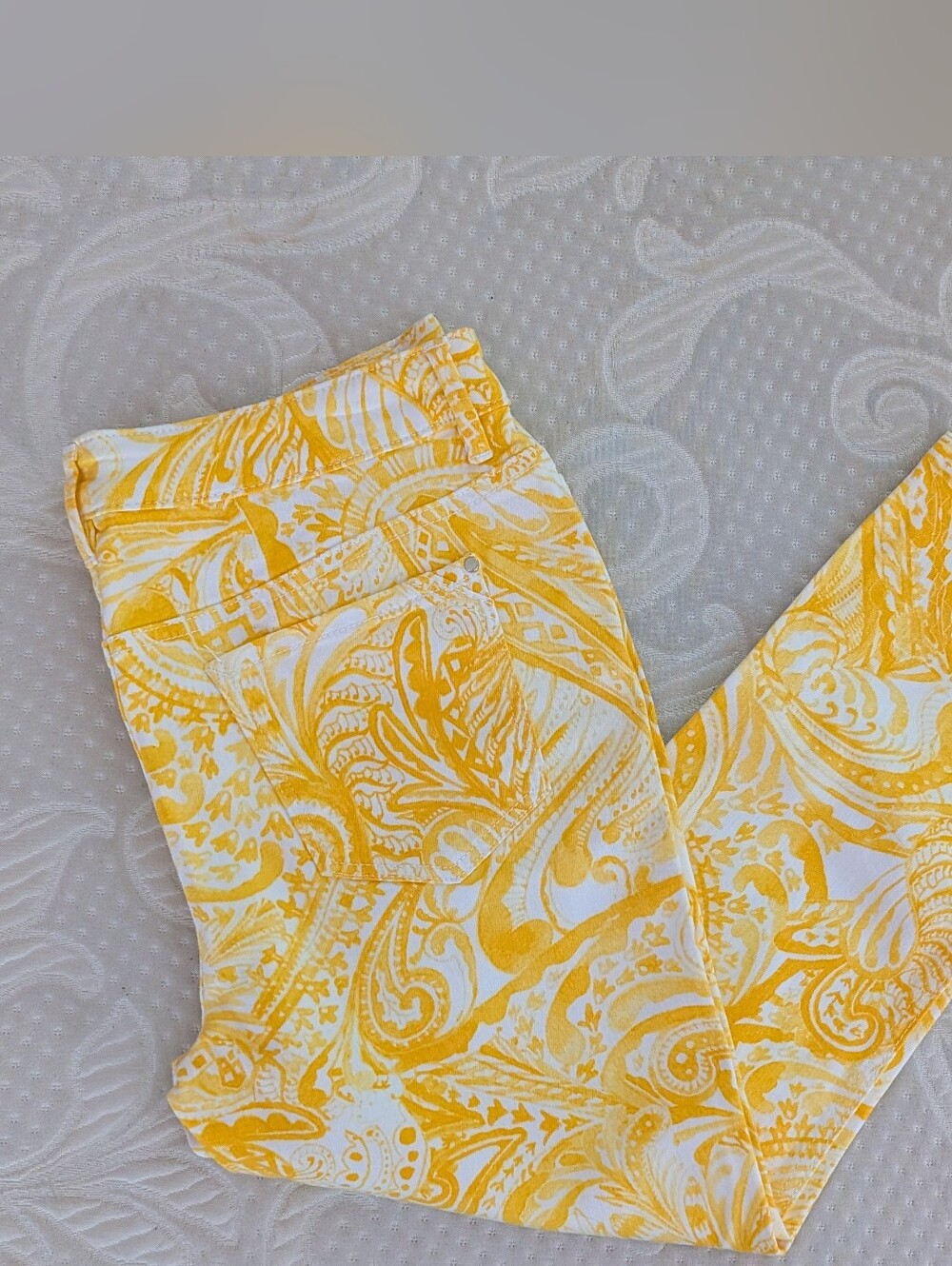 Chico's Yellow and White Paisley Kids' Pull-On Leggings